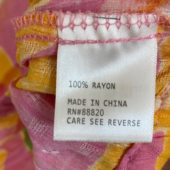 C&C California Pink Orange Mixed Fruit Cropped Tank  Size Small NWT Summer - Picture 6 of 9